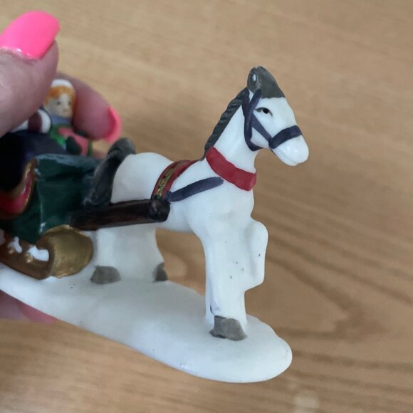 Vintage Lemax Christmas Village Victorian Sleigh Ride and Child Figurine Ceramic - Picture 4 of 9